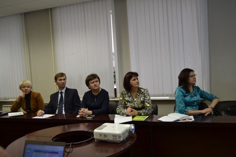 В Минэкономразвития Чувашии состоялся семинар для предприятий Чувашской Республики о существующих м333ерах государственной поддержки